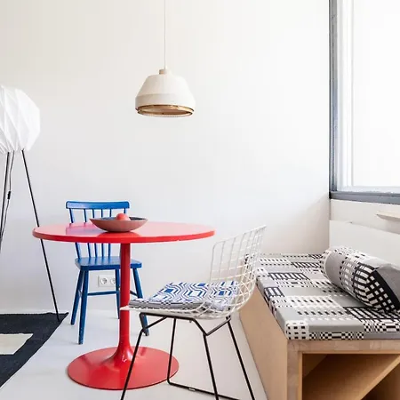 By Johanna Gullichsen